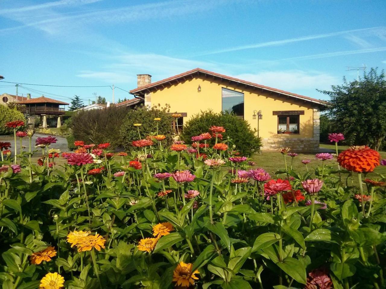 Hotel Rural La Corolla Quintueles Εξωτερικό φωτογραφία